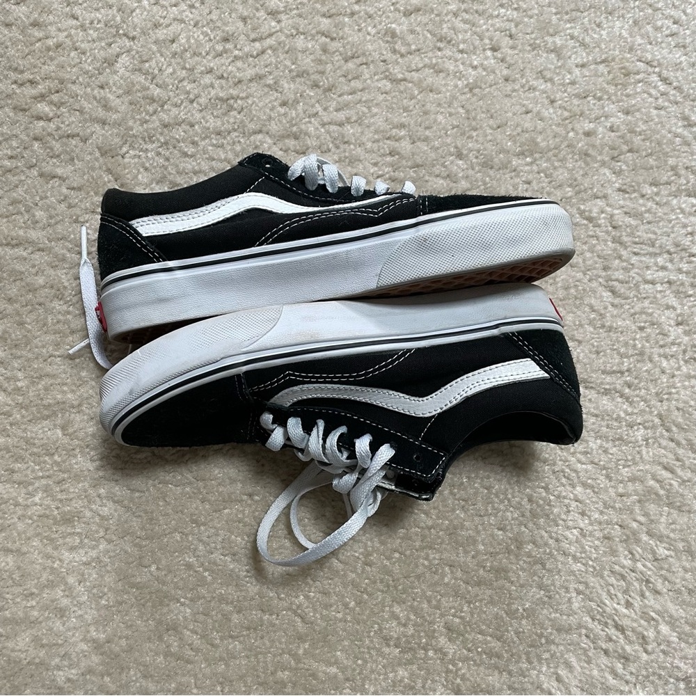 vans old skool black low top shoes